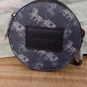 Men's Round Hybrid pouch w/ horse & carriage print